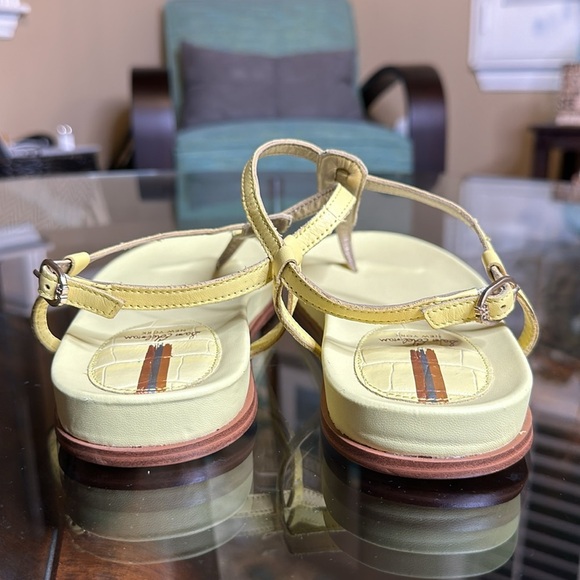 New Sam Edelman Naomi pale yellow sandal 💛 - Picture 4 of 14